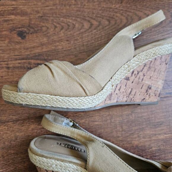 Seychelles Colada Peeptoe Slingback Wedge Sandals - Picture 9 of 9